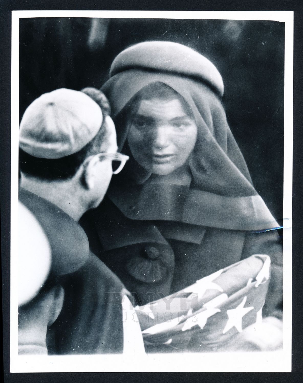 Lot 1161 1963 jackie kennedy receives american flag at jfk funeral