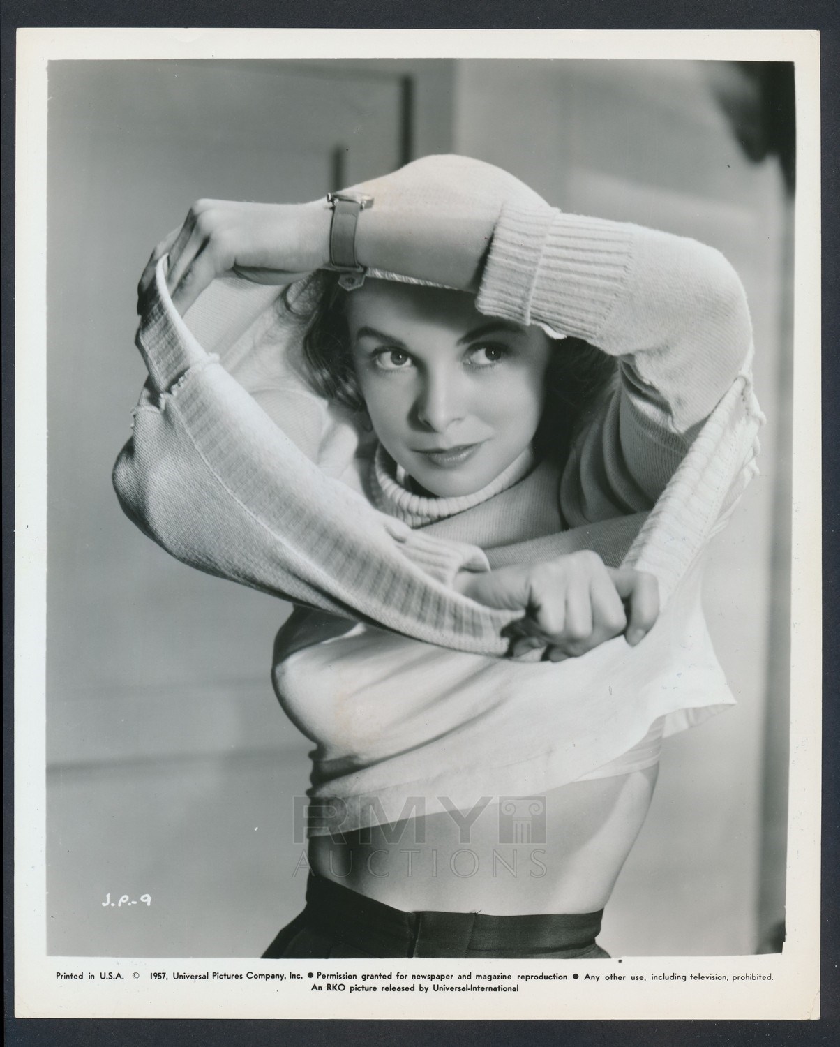 Lot Janet Leigh Caught In A Seductive Position Pin Up Style Studio Photo