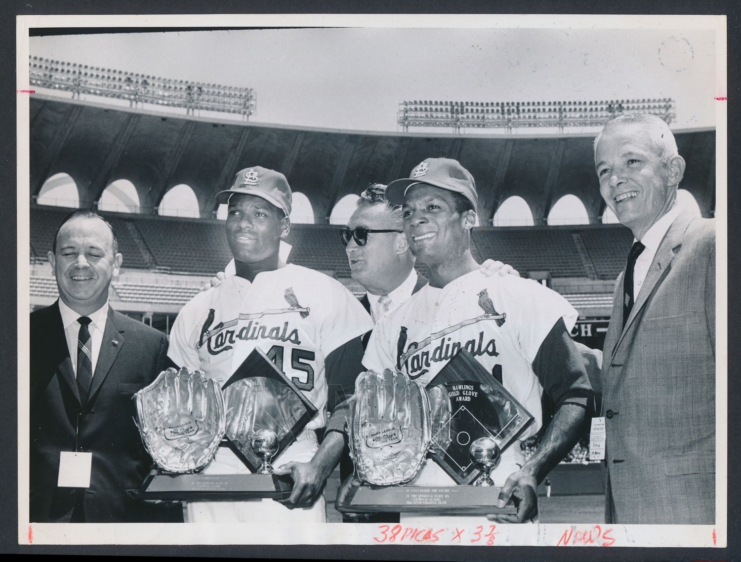 bob gibson gold gloves